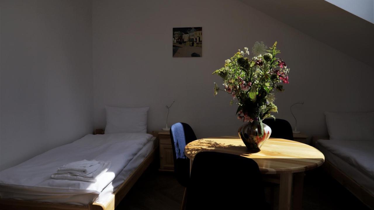 Artrooms Pokoje Goscinne 克罗斯诺 外观 照片